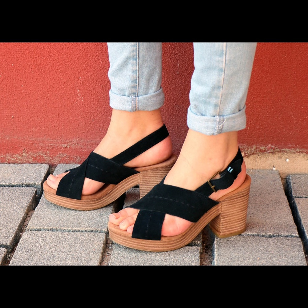 Toms Ibiza Sandals - size 7.5, worn once!